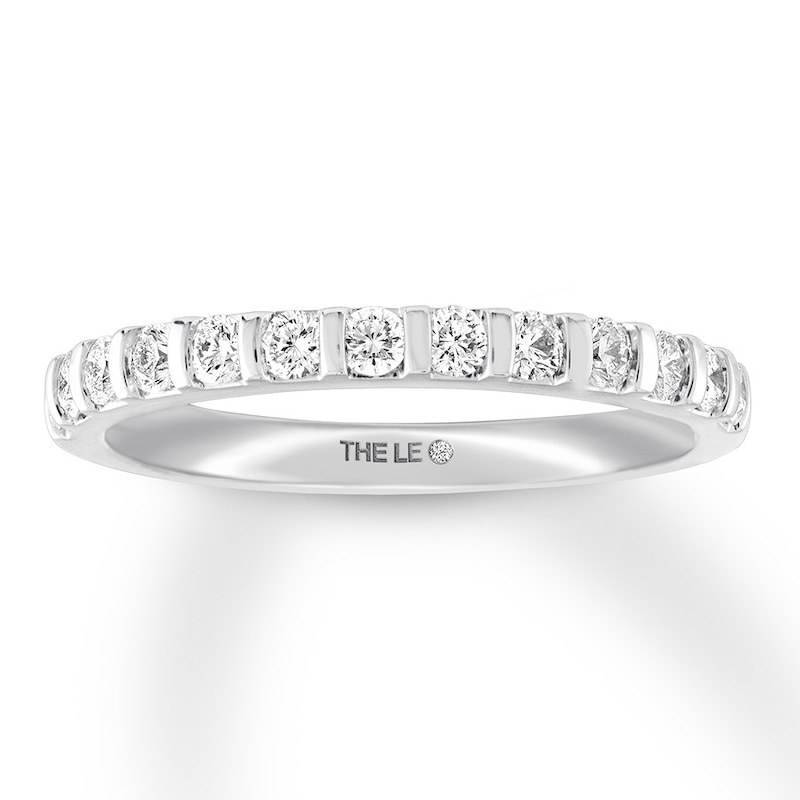 Main Image 1 of Previously Owned THE LEO Diamond Wedding Band 1/2 ct tw 14K White Gold