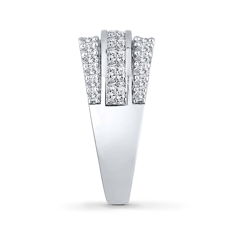 Previously Owned THE LEO Diamond Ring 1-5/8 ct tw Princess-cut 14K White Gold
