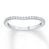 Thumbnail Image 0 of Previously Owned THE LEO Diamond Wedding Band 1/5 ct tw Diamonds 14K White Gold - Size 4