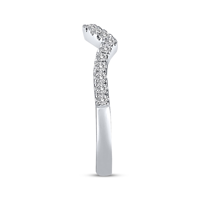 Main Image 2 of Previously Owned THE LEO Diamond Wedding Band 1/4 ct tw Round-cut 14K White Gold - Size 4.5