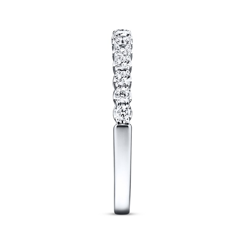 Main Image 4 of Previously Owned Diamond Wedding Band 3/8 ct tw Round-cut 14K White Gold