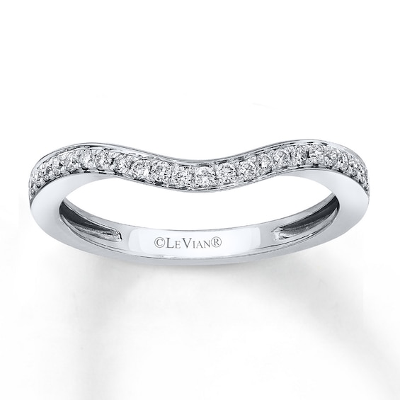 Previously Owned Le Vian Wedding Band 1/6 ct tw Diamonds 14K Vanilla Gold