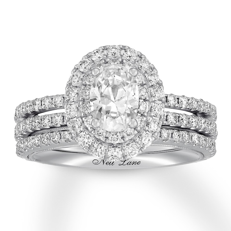 Main Image 1 of Previously Owned Neil Lane Diamond Bridal Set 1-7/8 ct tw Oval & Round-cut 14K White Gold