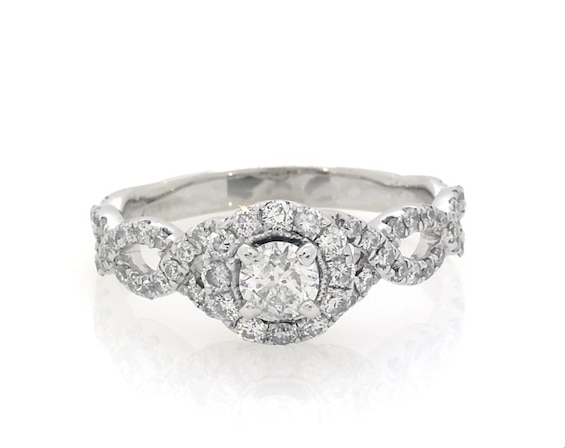 Previously Owned Neil Lane Round-Cut Diamond Halo Engagement Ring 1 ct tw 14K White Gold Size 8.5
