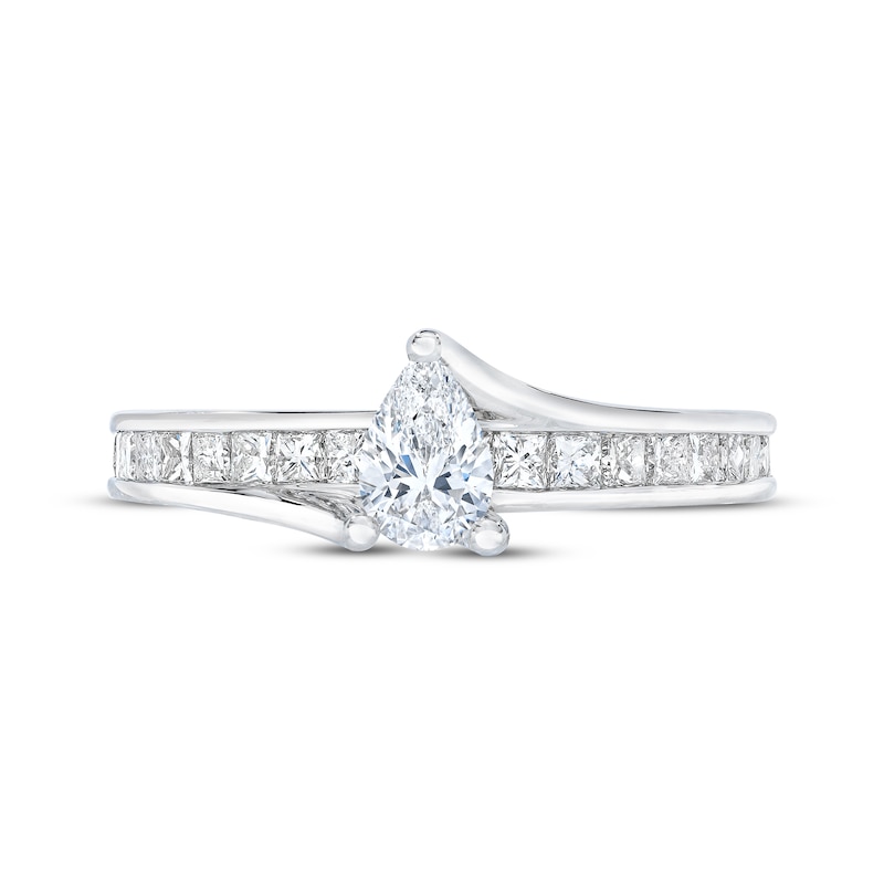 Main Image 3 of Previously Owned Diamond Engagement Ring 1 ct tw Pear & Princess 14K White Gold