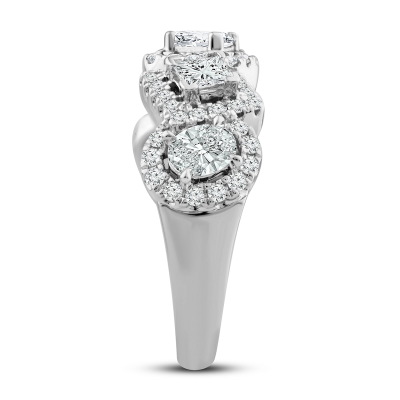 Main Image 2 of Previously Owned Diamond Ring 1-3/4 ct tw 10K White Gold - Size 9.5