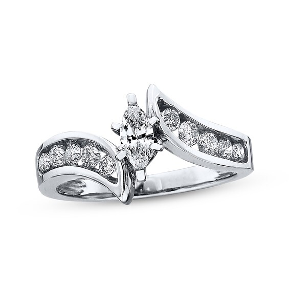Previously Owned Diamond Engagement Ring 3/4 ct tw Marquise & Round-cut 14K White Gold Size 4.75