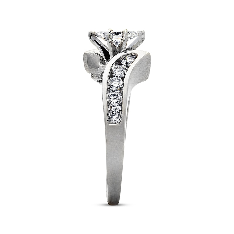 Main Image 2 of Previously Owned Diamond Engagement Ring 3/4 ct tw Marquise & Round-cut 14K White Gold - Size 4.75