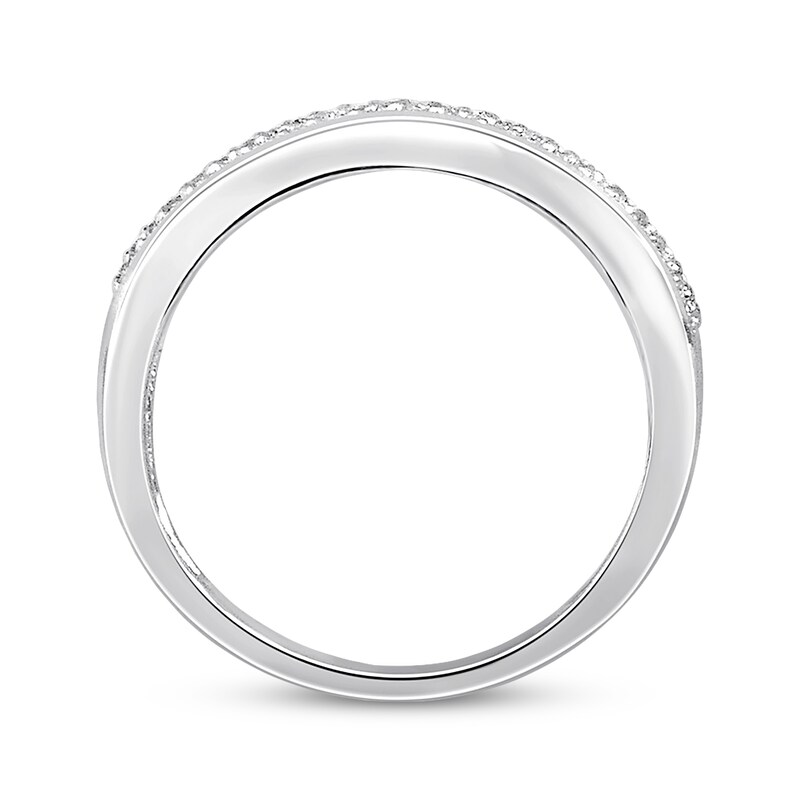 Main Image 3 of Previously Owned Diamond Ring 3/4 ct tw Round/Baguette 10K White Gold