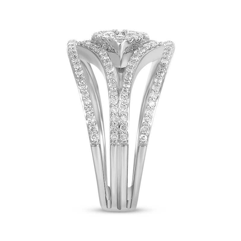 Main Image 3 of Previously Owned Diamond Ring 5/8 ct tw Round-cut 14K White Gold