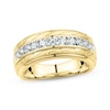 Previously Owned Men's Diamond Wedding Band 3/4 ct tw Round-cut 10K Yellow Gold