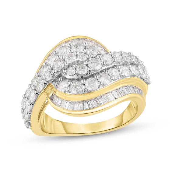 Previously Owned Diamond Ring 2 ct tw Round/Baguette 10K Yellow Gold