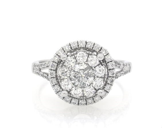 Previously Owned Diamond Engagement Ring 7/8 ct tw Round-cut 14K White Gold Size