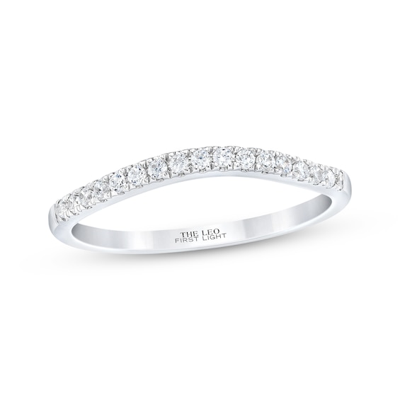 Previously Owned THE LEO First Light Diamond Wedding Band 1/6 ct tw Round-cut 14K White Gold