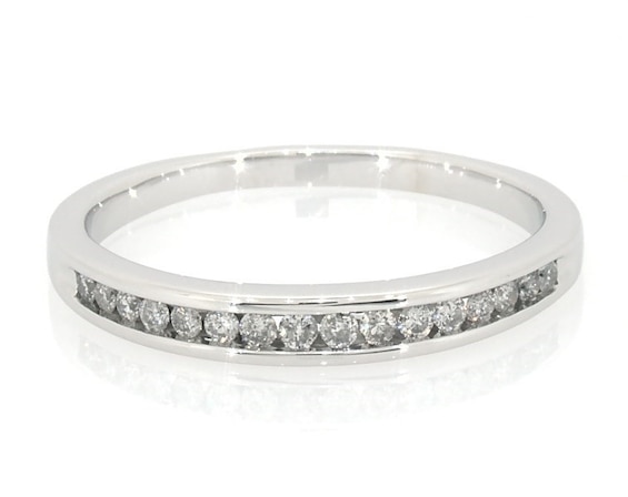 Previously Owned Diamond Wedding Band 1/4 ct tw 14K White Gold