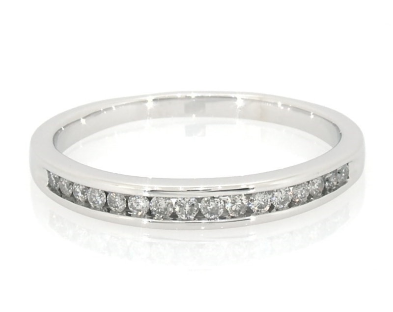 Main Image 1 of Previously Owned Diamond Wedding Band 1/4 ct tw 14K White Gold