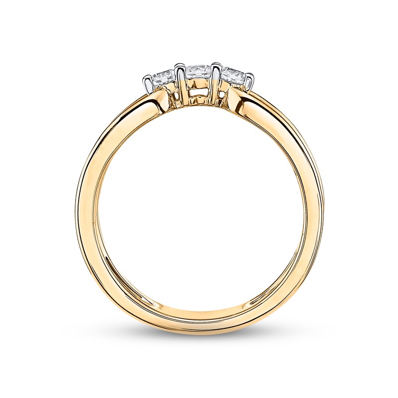 Main Image 2 of Previously Owned Diamond Three-Stone Ring 1/4 ct tw Round-cut 10K Yellow Gold