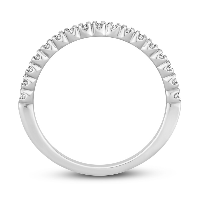 Main Image 2 of Previously Owned Diamond Wedding Band 1/4 ct tw 14K White Gold