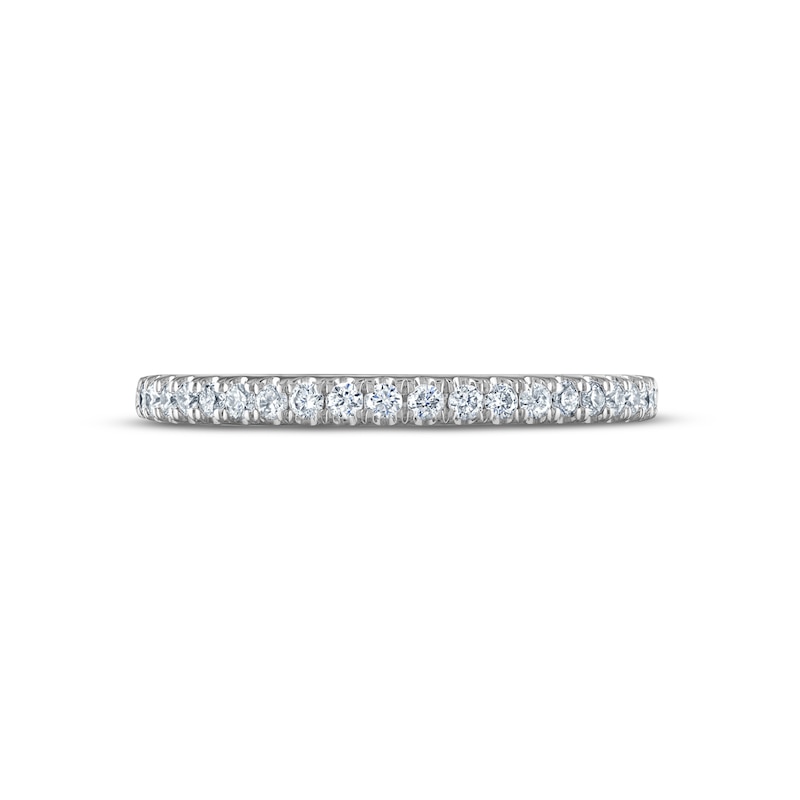 Main Image 3 of Previously Owned Diamond Wedding Band 1/4 ct tw Round-cut 14K White Gold