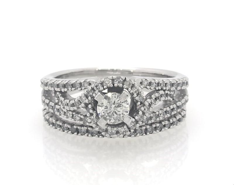 Main Image 1 of Previously Owned Round-Cut Diamond Bridal Set 3/4 ct tw 10K White Gold