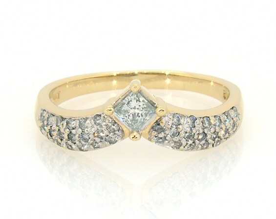 Previously Owned Princess-Cut Diamond Chevron Fashion Ring 1/2 ct tw 14K Yellow Gold Size 7