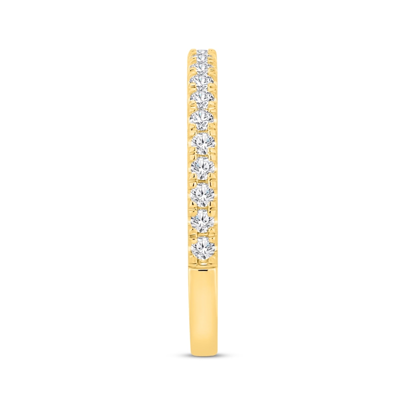 Main Image 2 of Previously Owned Diamond Wedding Band 3/8 ct tw Round-cut 14K Yellow Gold