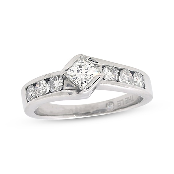 Previously Owned THE LEO Diamond Princess-Cut Engagement Ring 7/8 ct tw 14K White Gold