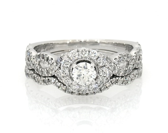 Previously Owned Neil Lane Round-Cut Diamond Halo Bridal Set 1-1/5 ct tw 14K White Gold Size 8.25