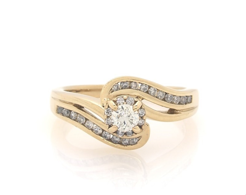 Main Image 1 of Previously Owned Diamond Engagement Ring 3/8 ct tw Round-cut 10K Yellow Gold
