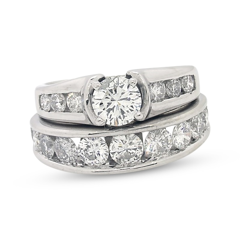 Main Image 1 of Previously Owned Round-Cut Diamond Bridal Set 2-3/8 ct tw 14K White Gold Size 6