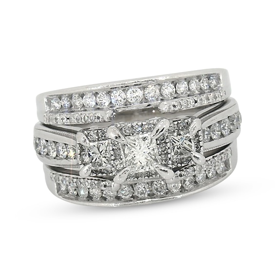 Previously Owned Princess-Cut Diamond Three-Stone Bridal Set 1-1/2 ct tw 14K White Gold Size 7.25