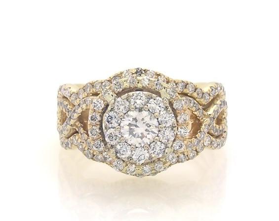 Previously Owned Round-Cut Diamond Halo Bridal Set 1-1/4 ct tw 14K Two-Tone Gold Size 6.5