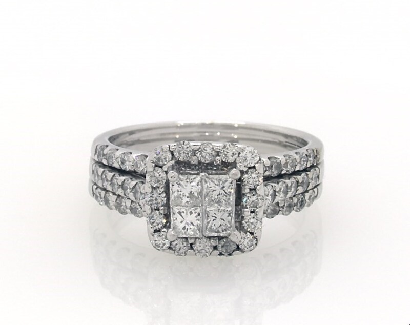 Main Image 1 of Previously Owned Princess-Cut Diamond Quad Bridal Set 1-1/2 ct tw 14K White Gold Size 6.75