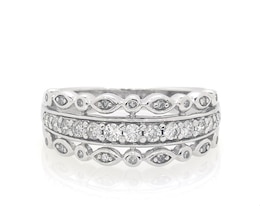 Previously Owned Diamond Ring 3/8 ct tw Round-cut 10K White Gold