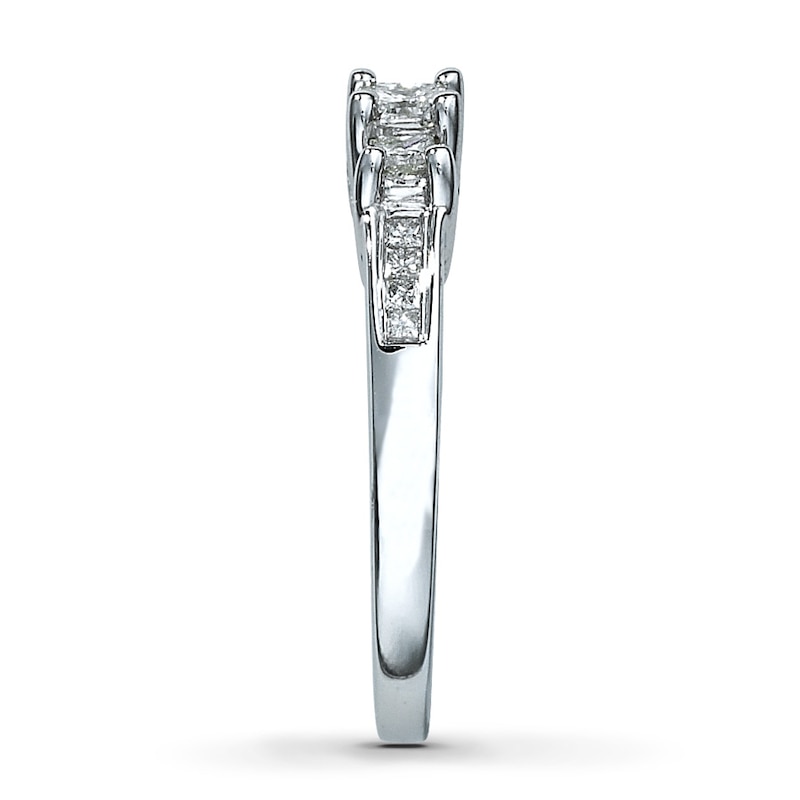 Main Image 3 of Previously Owned Three-Stone Diamond Ring 1/2 ct tw Princess-Cut 14K White Gold