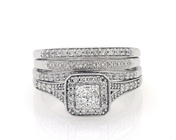 Previously Owned Round-Cut Diamond Bridal Set 3/4 ct tw 10K White Gold 9.5