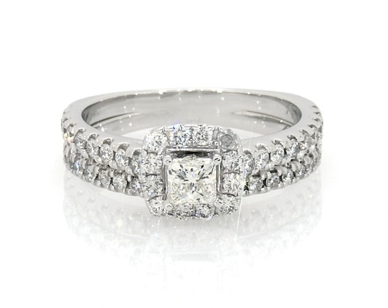 Previously Owned Neil Lane Princess-Cut Diamond Halo Bridal Set 1 ct tw 14K White Gold Size