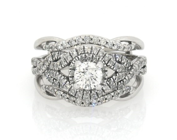 Previously Owned Round-Cut Diamond Halo Bridal Set 1-1/8 ct tw 14K White Gold Size 6.75