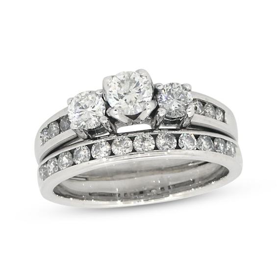 Previously Owned Round-Cut Diamond Three-Stone Bridal Set 1-1/2 ct tw 14K White Gold Size 7.75
