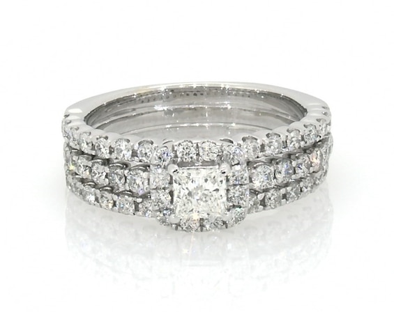 Previously Owned Princess-Cut Diamond Halo Bridal Set 1-1/5 ct tw 14K White Gold Size 5