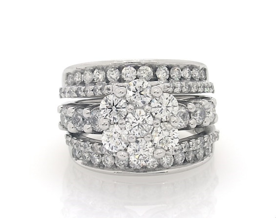 Previously Owned Round-Cut Diamond Flower Bridal Set 3 ct tw 14K White Gold Size 6.5