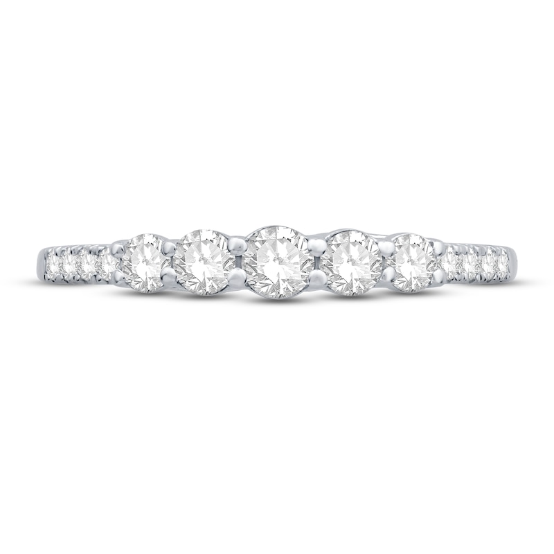 Main Image 3 of Previously Owned Diamond Wedding Band 1/2 ct tw Round-cut 10K White Gold