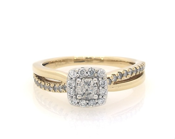 Previously Owned Diamond Engagement Ring 1/2 ct tw Round-cut 14K Two-Tone Gold
