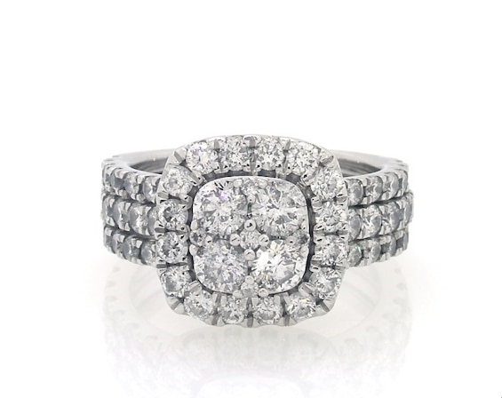 Previously Owned Multi-Diamond Center Cushion Halo Bridal Set 2 ct tw 14K White Gold Size