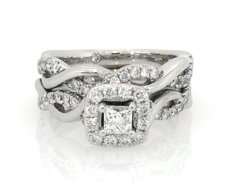 Main Image 1 of Previously Owned THE LEO Diamond Princess-Cut Halo Bridal Set 1 ct tw 14K White Gold Size 6