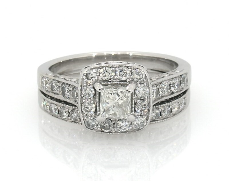 Main Image 1 of Previously Owned Princess-Cut Diamond Halo Bridal Set 1-1/5 ct tw 14K White Gold Size 6.5