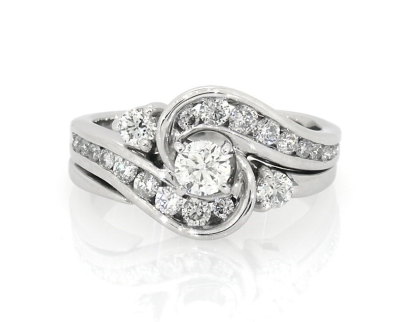 Main Image 1 of Previously Owned Round-Cut Diamond Bypass Bridal Set 1 ct tw 14K White Gold Size 8