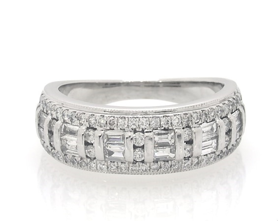 Previously Owned Diamond Anniversary Ring 5/8 ct tw Round/Baguette 14K White Gold