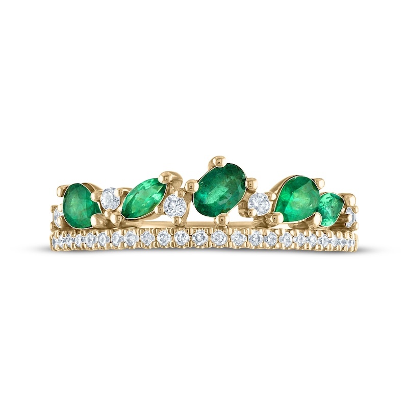 Main Image 3 of Previously Owned Emerald & Diamond Anniversary Band 1/6 ct tw Round-cut 10K Yellow Gold