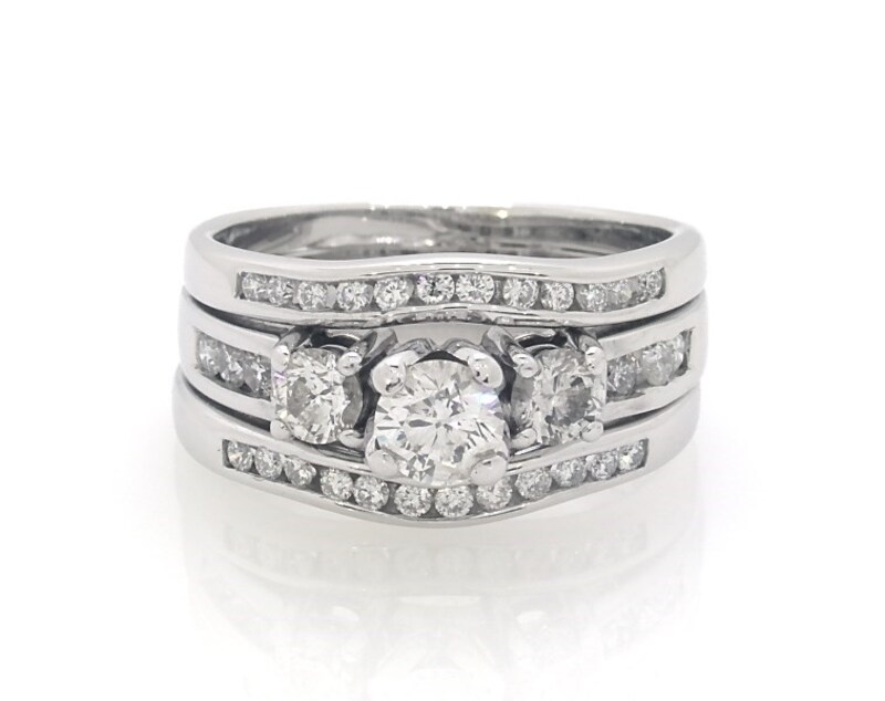 Main Image 1 of Previously Owned Round-Cut Diamond Three-Stone Bridal Set 1-1/5 ct tw 14K White Gold Size 6.5